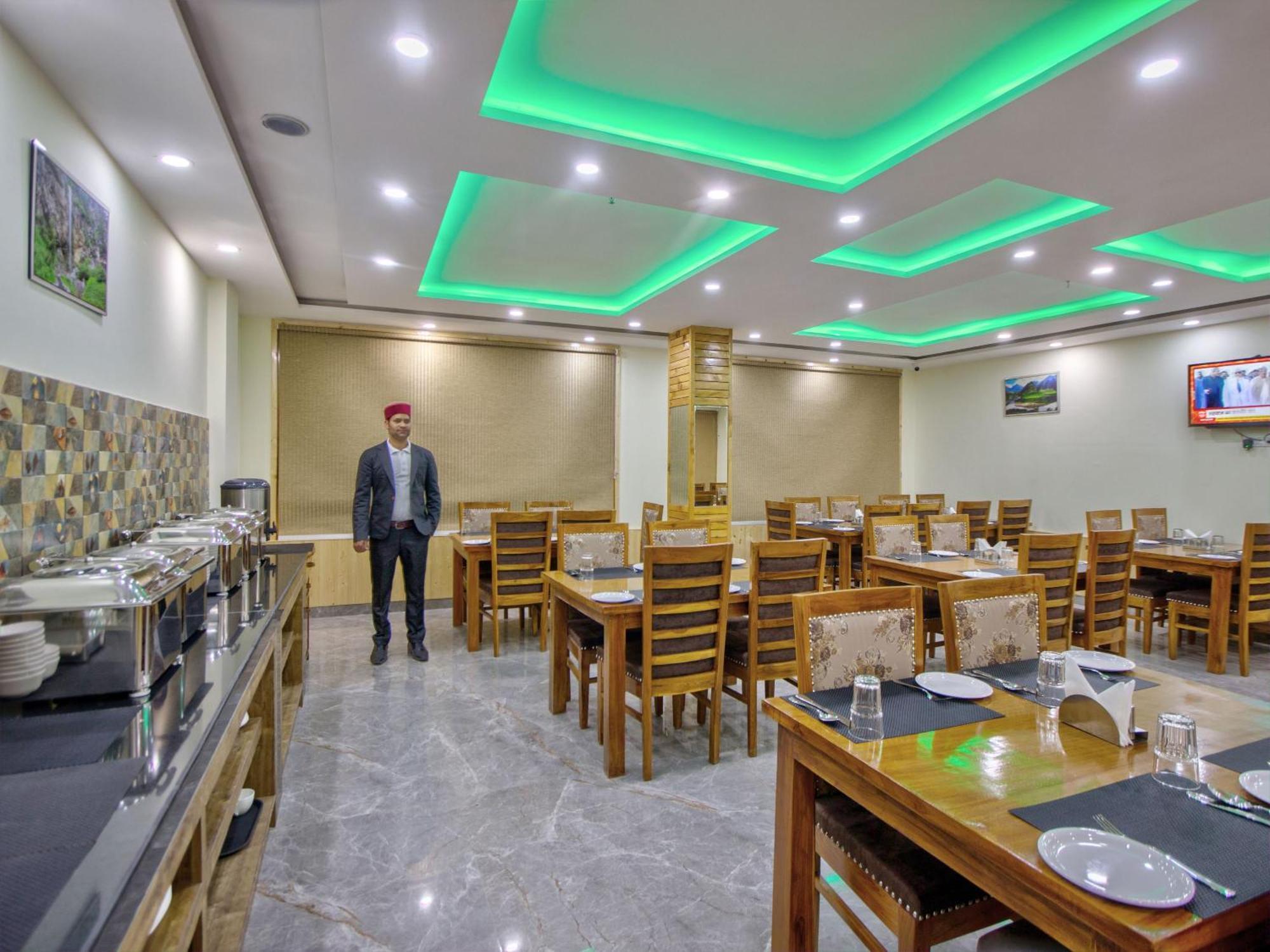 Swastik Grand Manali Hotel Exterior foto