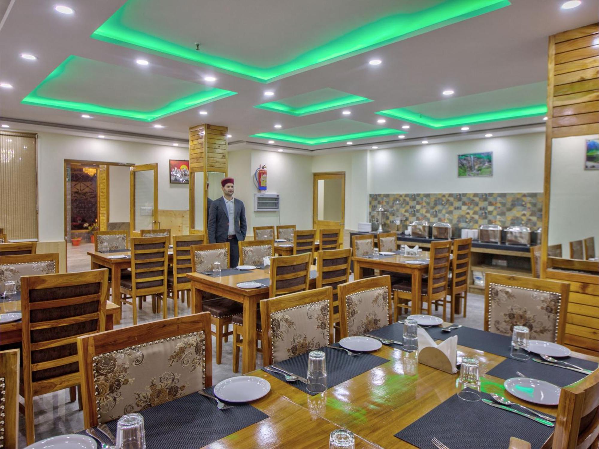 Swastik Grand Manali Hotel Exterior foto